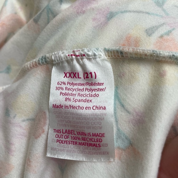 No Boundaries juniors’ floral dress - Picture 2 of 11